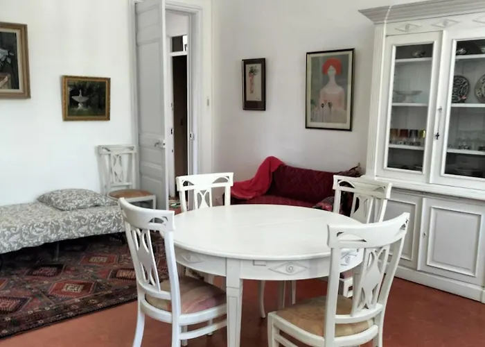 Appartement Chic Haussmanien